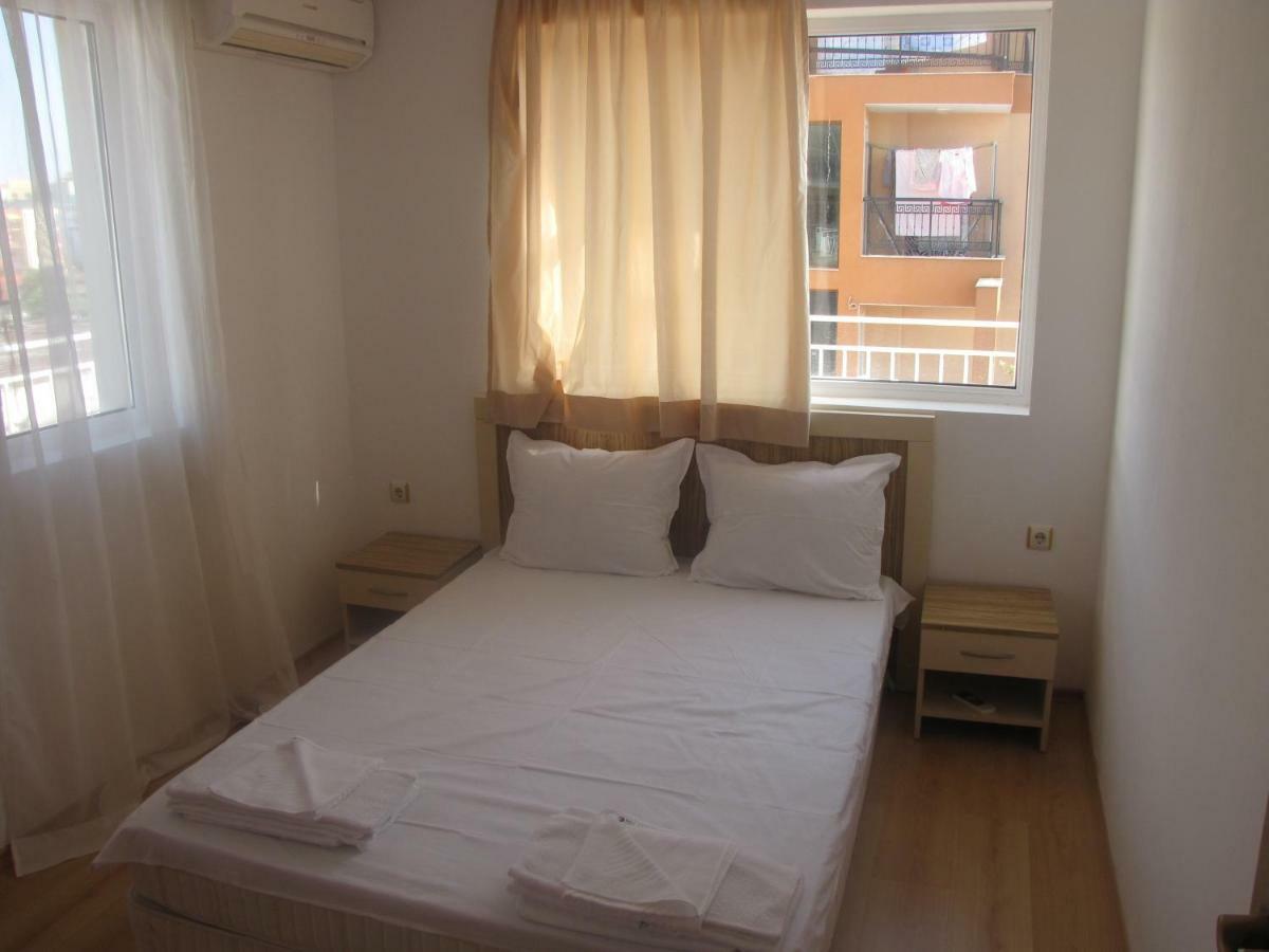 Guest Apartments Salena Slantschew brjag Exterior foto